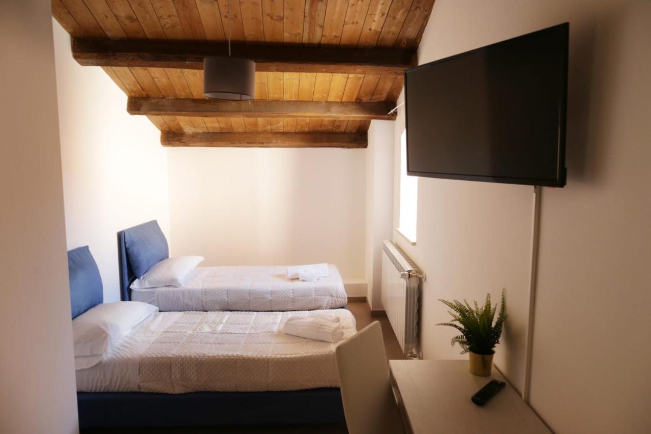 B&B Eden L'Aquila Ngoại thất bức ảnh